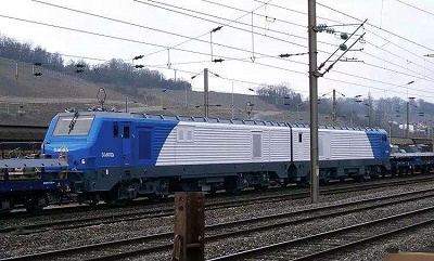 考火車司機(jī)有什么要求？哪里能學(xué)火車司機(jī)